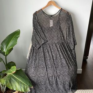 NWT Mesh dress with slip